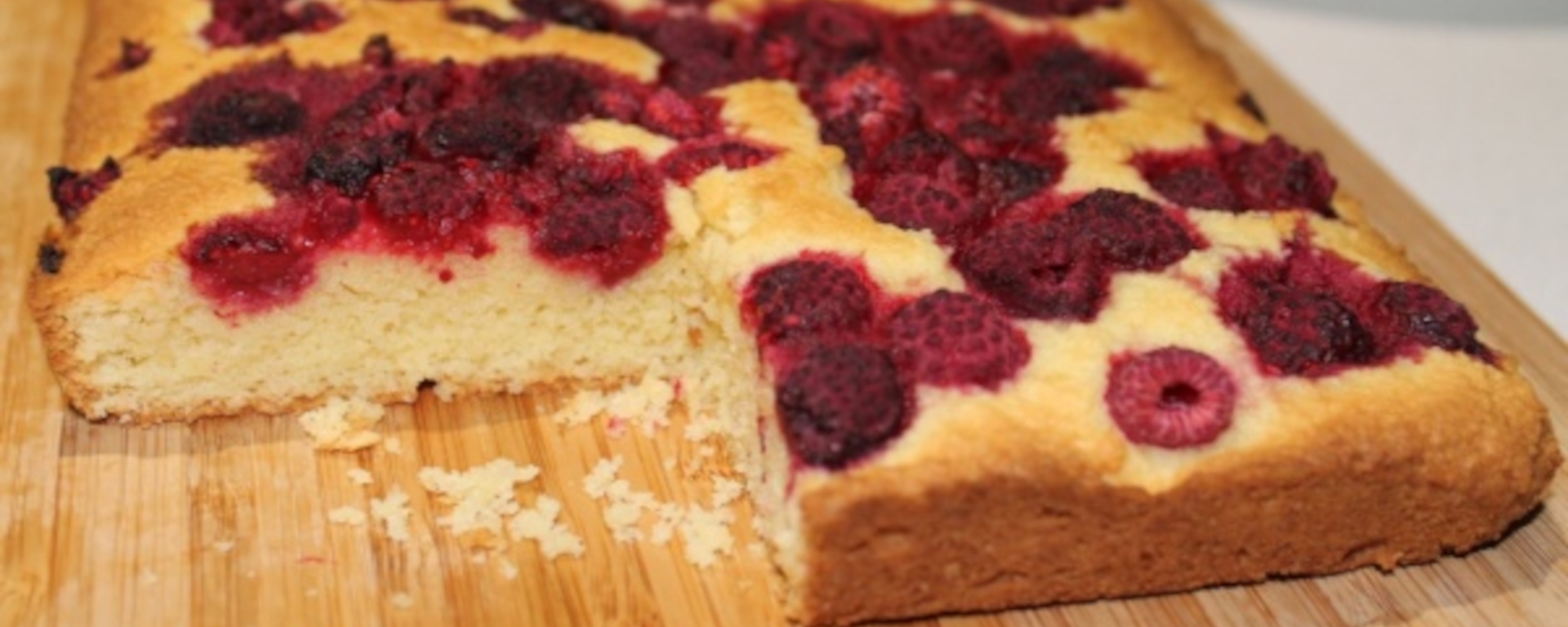 Almond and Raspberry Slice