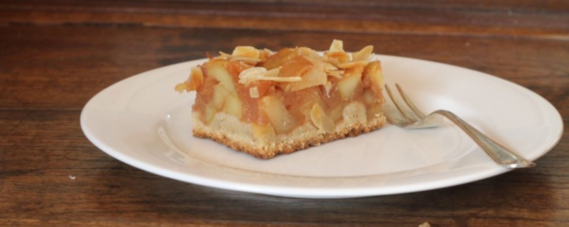 Apple and Almond Slice