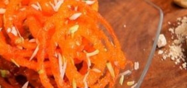 LuvMyRecipe.com - Halwai Jalebi Featured