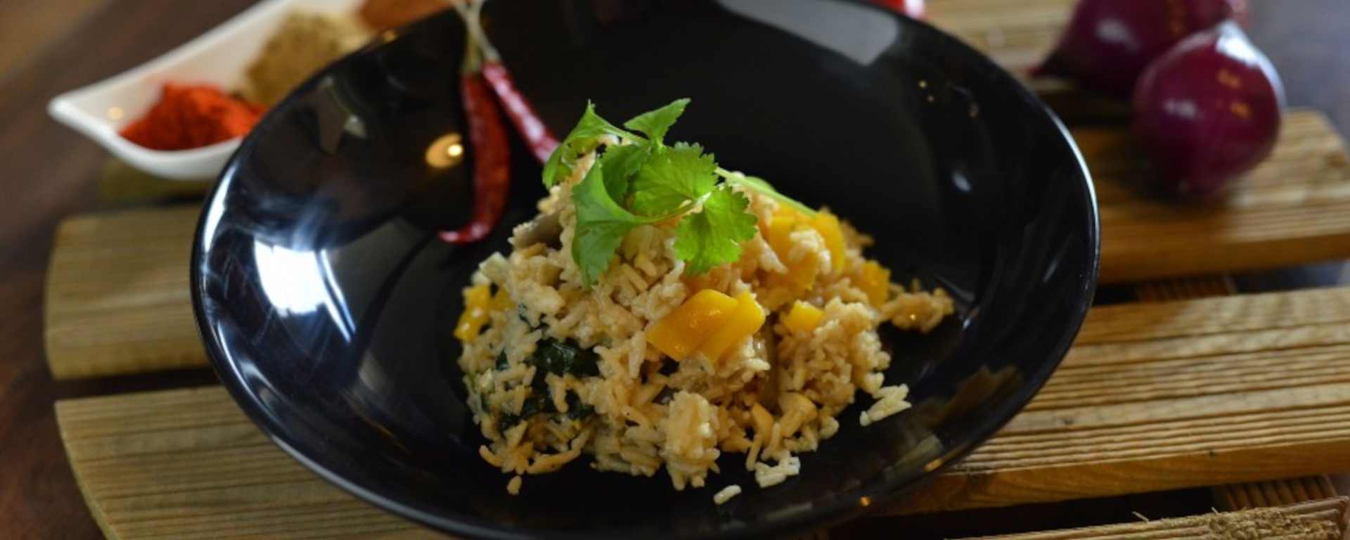 LuvMyRecipe.com - Mixed Curry Flavoured Rice with Coconut Milk, Spinach, Chicken Featured