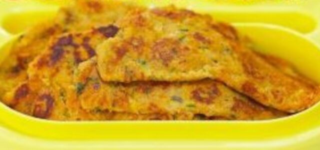 LuvMyRecipe.com - Oats And Zucchini Chilla Featured