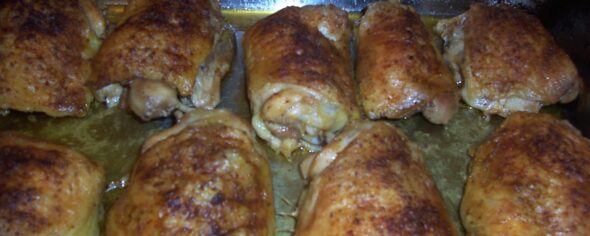 Easy Baked Chicken Thighs