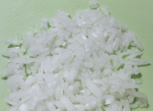 LuvMyRecipe.com - Onion Dice