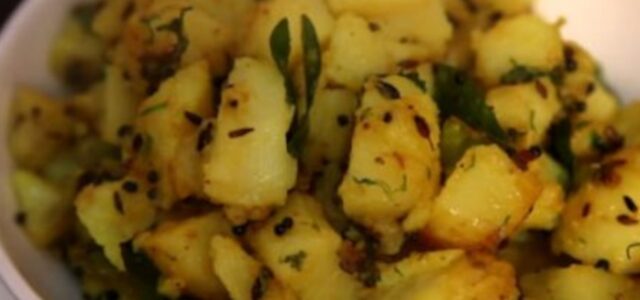LuvMyRecipe.com - Quick Aloo Subzi (Dry Potato Curry) Featured