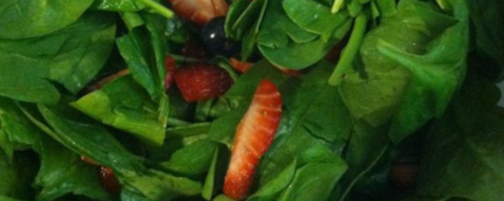 Spinach Berry Salad w/ Strawberry Vinaigrette